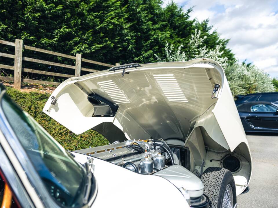 Image 26/50 de Jaguar Type E 3.8 (1963)