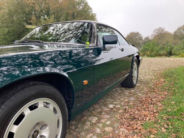 Image 13/47 of Jaguar XJS 6.0 V12 (1992)