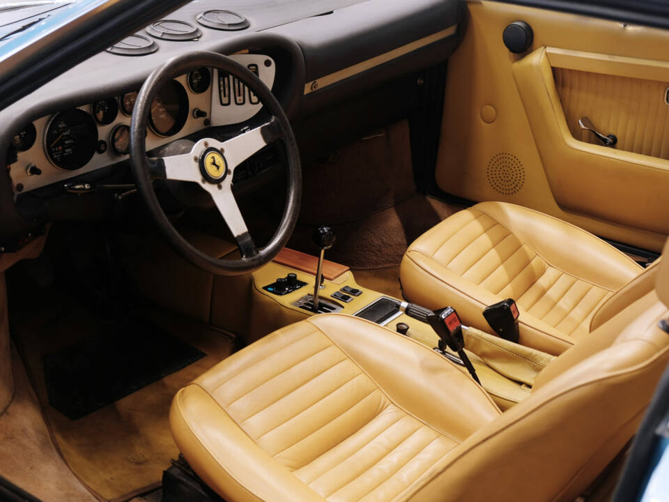 Image 11/23 of Ferrari Dino 308 GT4 (1978)