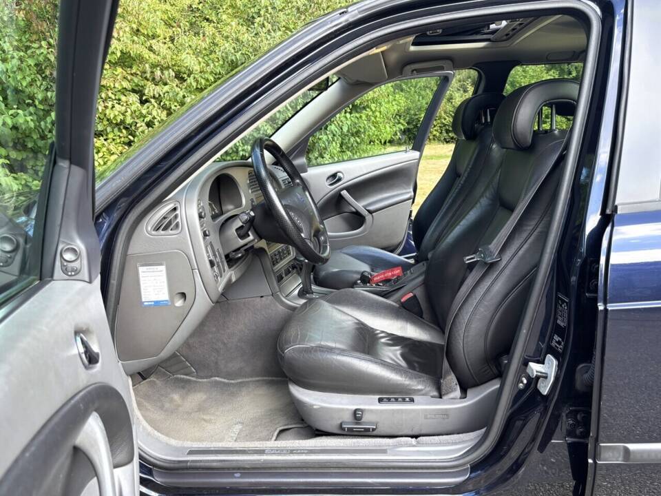 Image 12/33 de Saab 9-5 2.3 Turbo (2002)