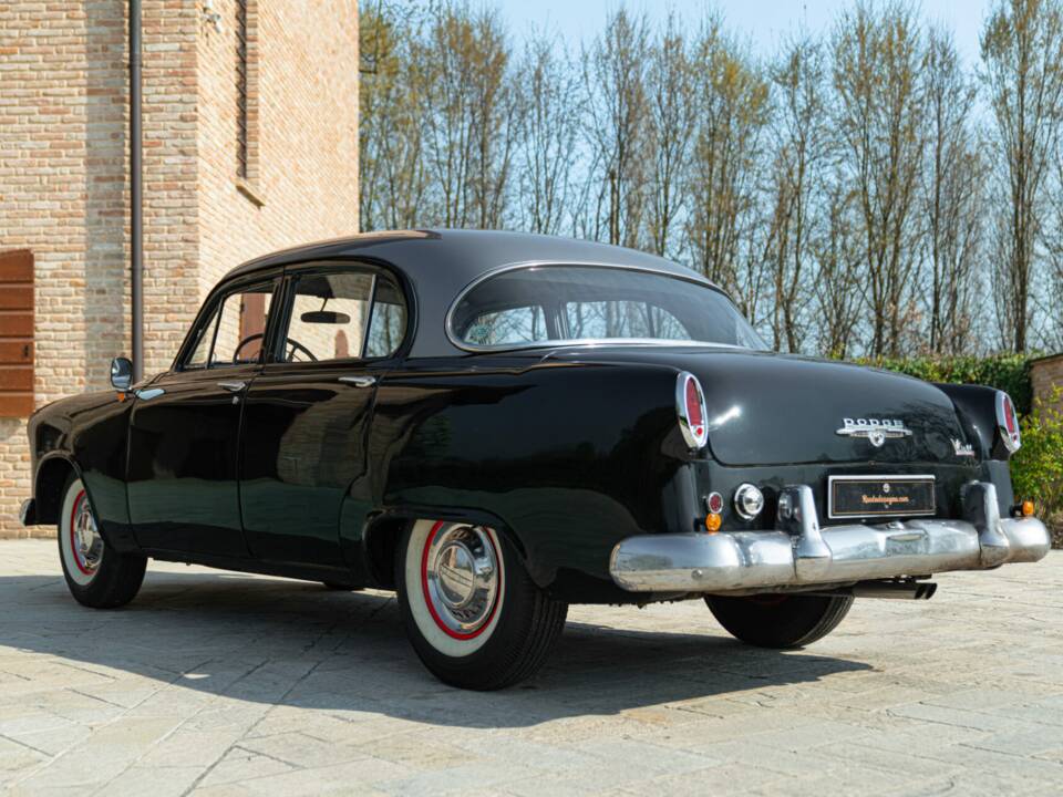 Image 6/50 of Dodge Coronet "Red Ram" (1953)