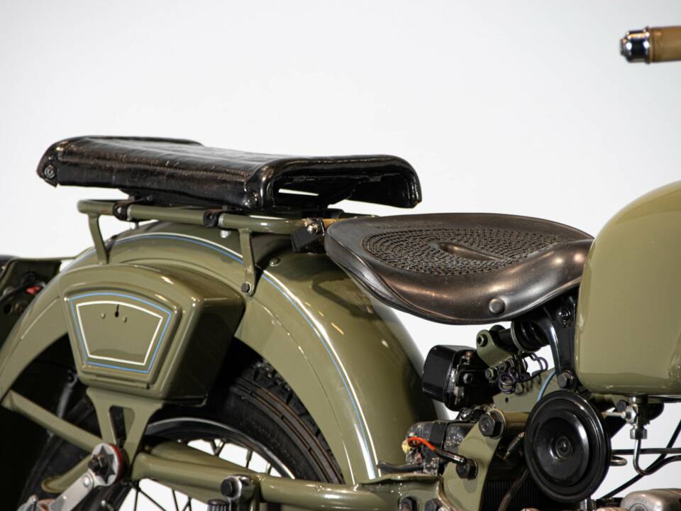 Image 50/50 of Moto Guzzi DUMMY (1963)