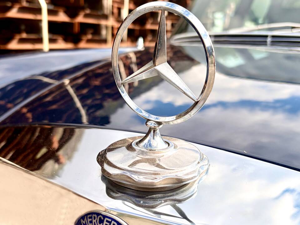Bild 8/17 von Mercedes-Benz 300 SEL 6.3 (1971)
