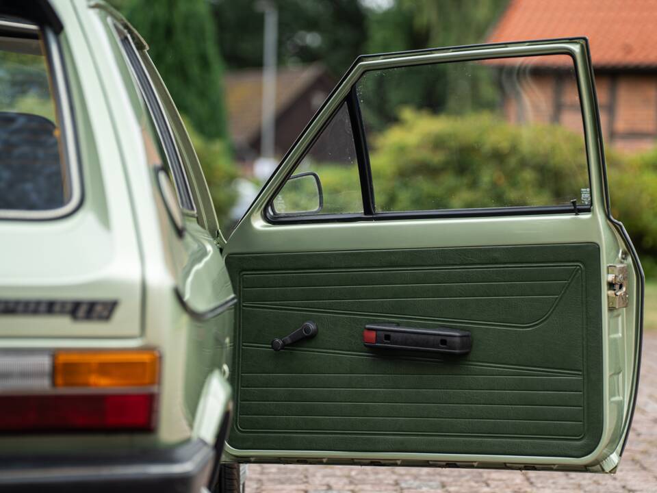 Image 39/40 of Volkswagen Polo I 1.1 (1980)