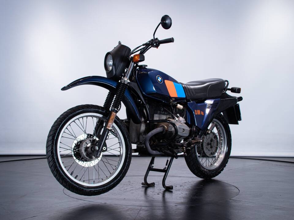 Bild 2/50 von BMW R 80 GS (1988)