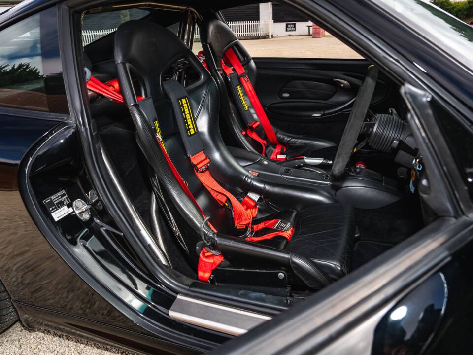Image 21/42 of Porsche 911 GT3 (2003)