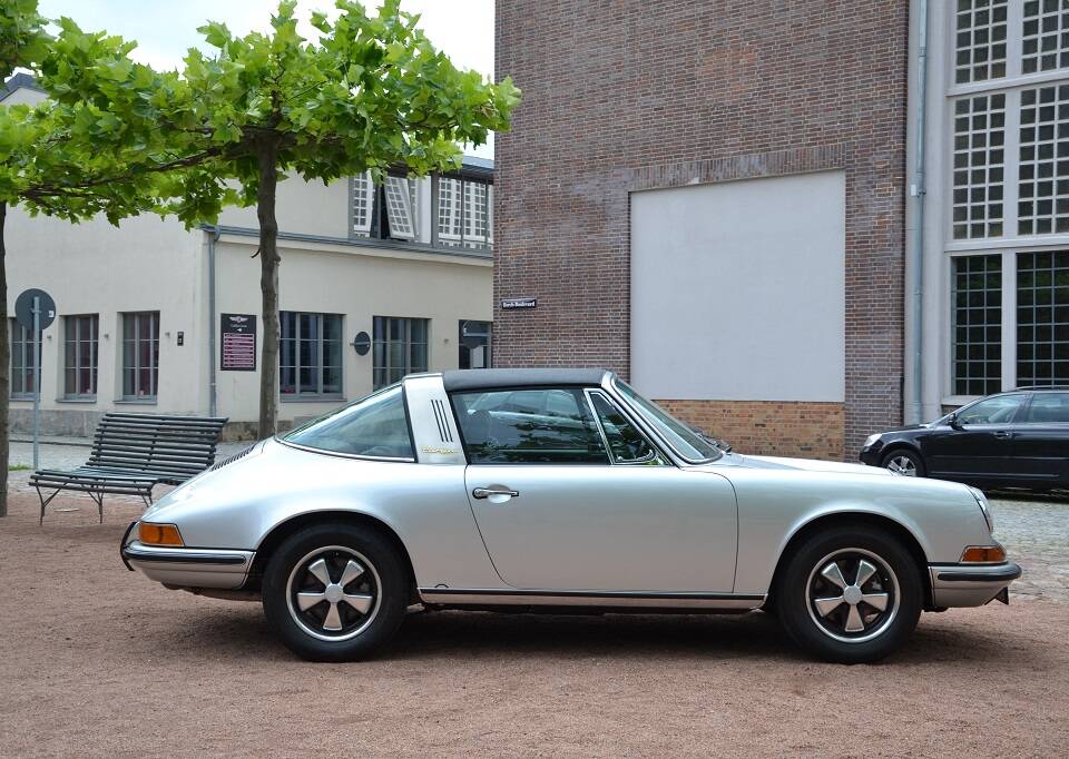 Immagine 7/31 di Porsche 911 2.2 S (1971)