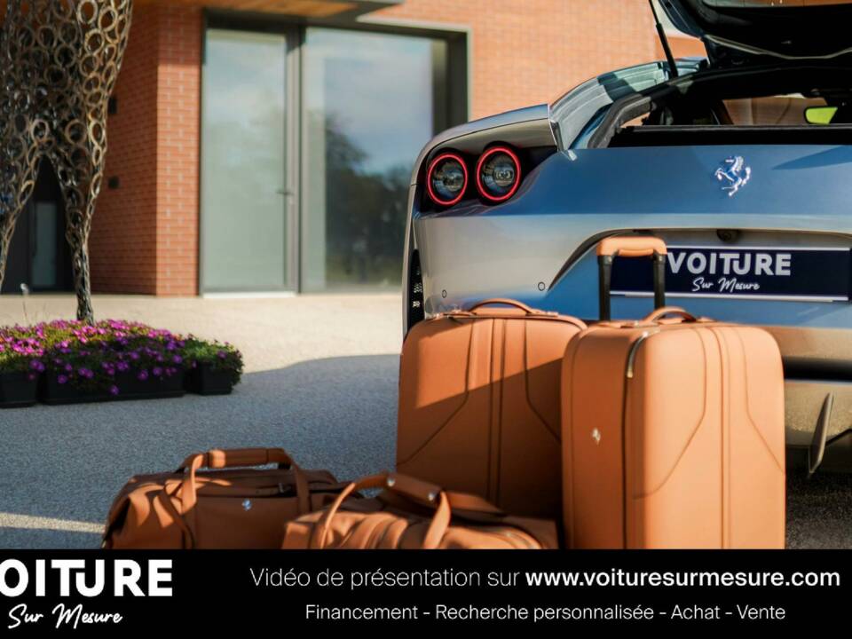 Image 12/16 of Ferrari 812 Superfast (2017)