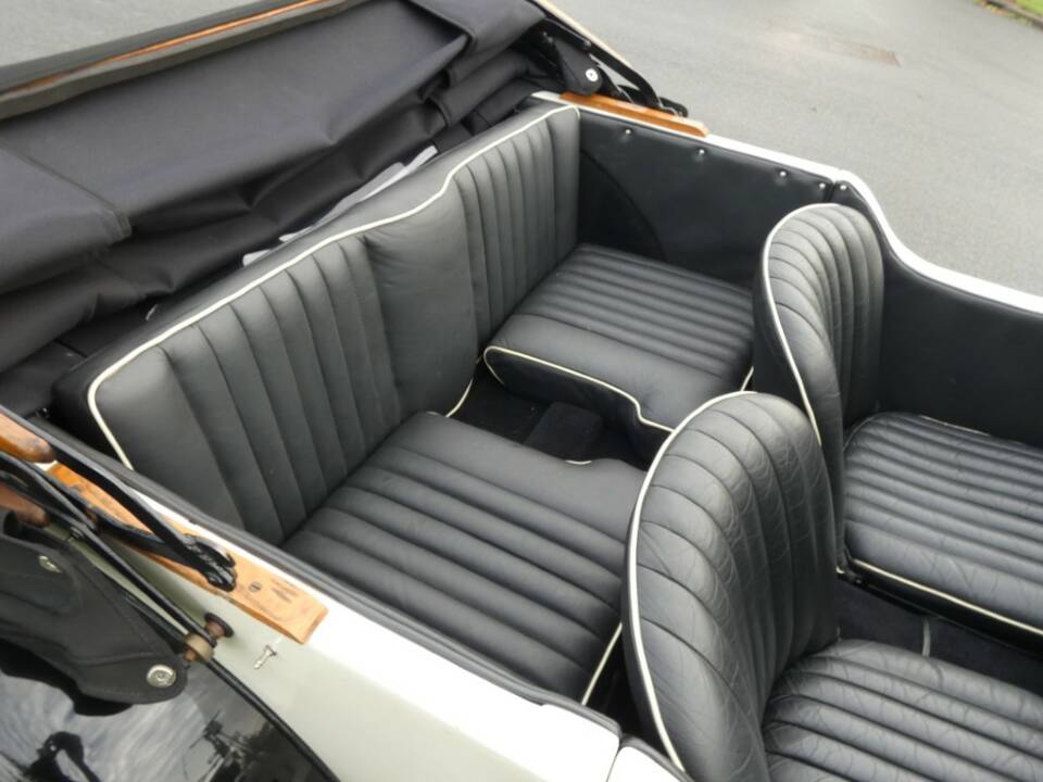 Image 16/17 of Alvis Speed 20 (1933)