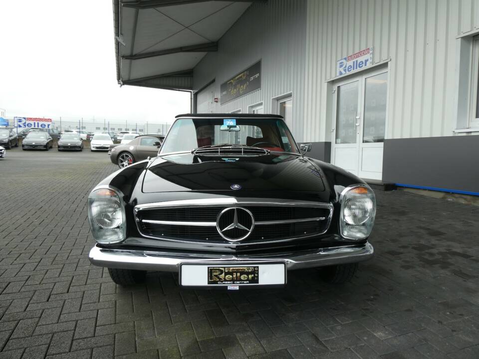 Imagen 2/26 de Mercedes-Benz 230 SL (1967)