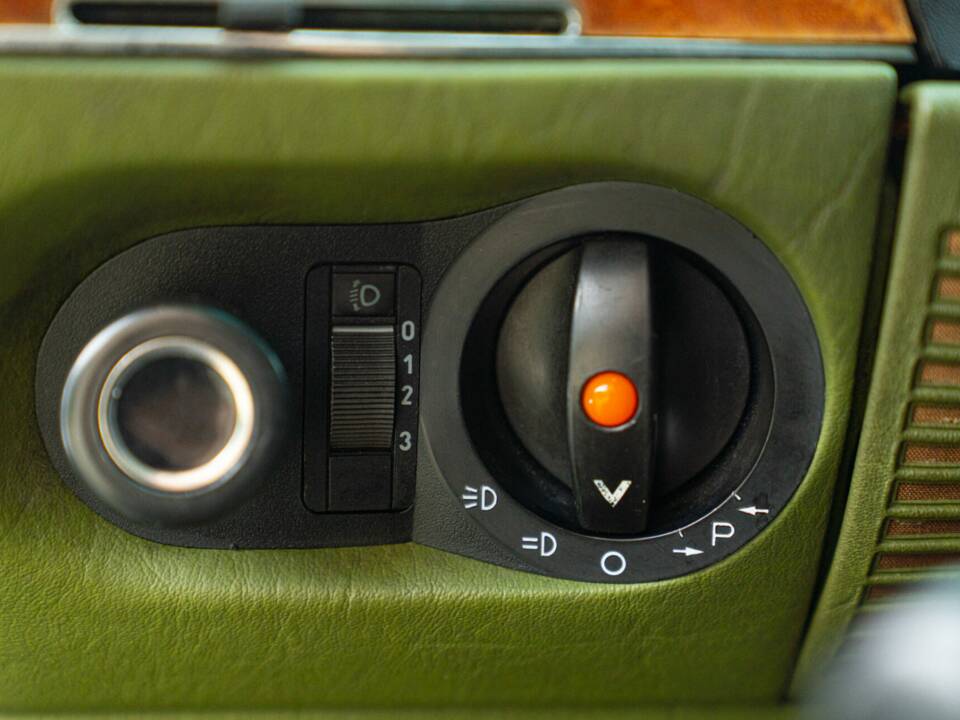 Image 39/50 de Mercedes-Benz 500 SLC (1984)