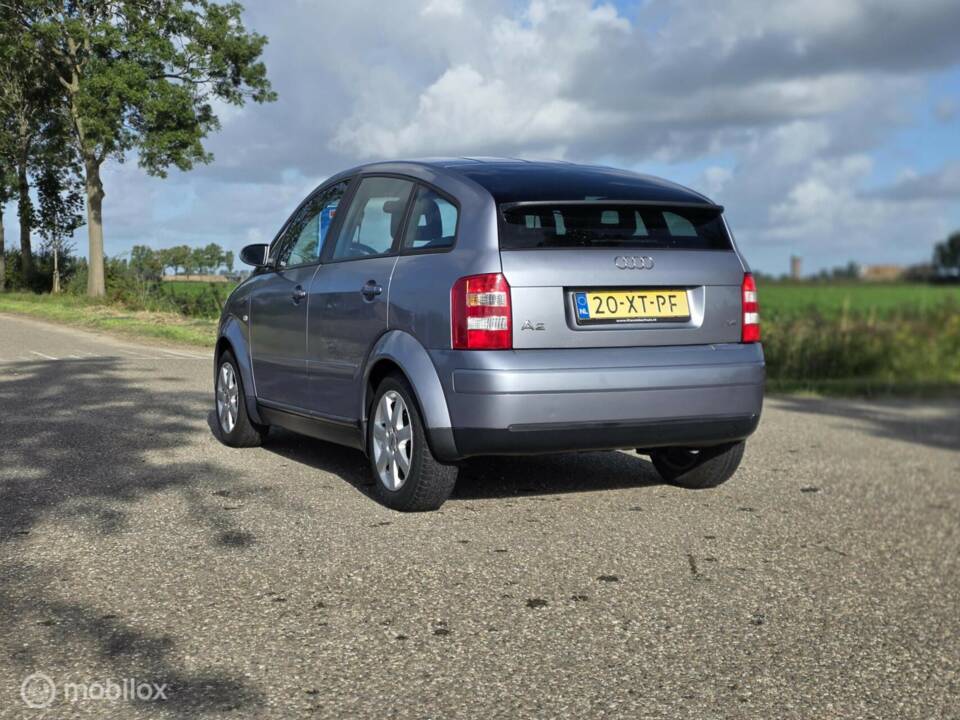 Bild 8/25 von Audi A2 1.4 (2004)