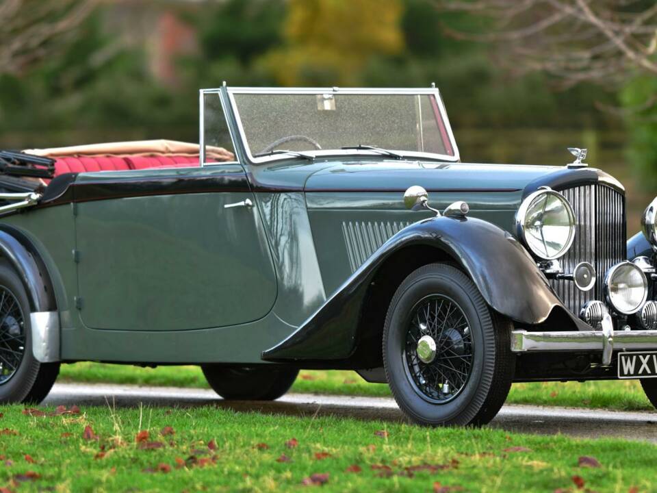Image 1/50 of Bentley 4 1&#x2F;4 Litre (1939)