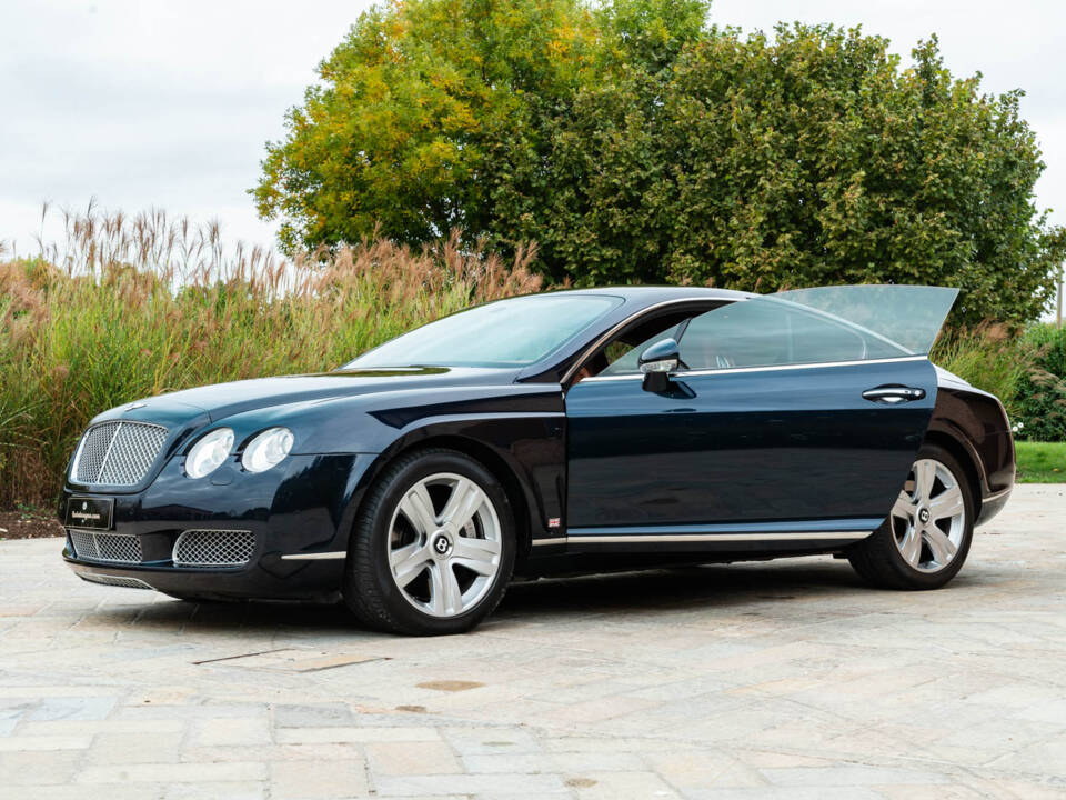 Imagen 8/44 de Bentley Continental GT (2006)