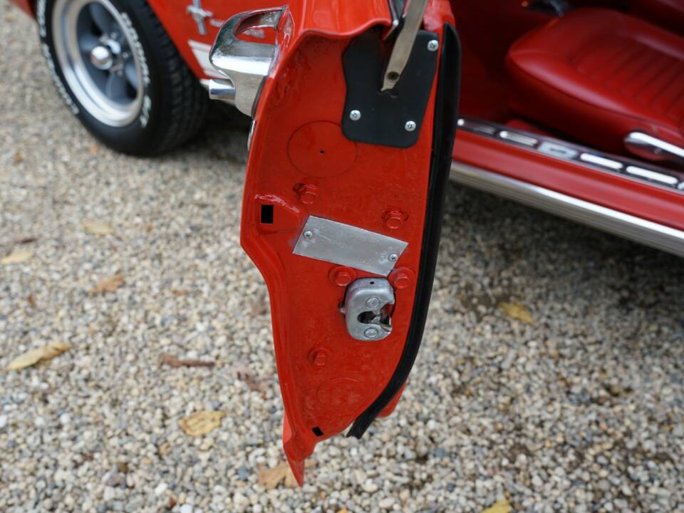 Immagine 34/50 di Ford Mustang 289 (1965)