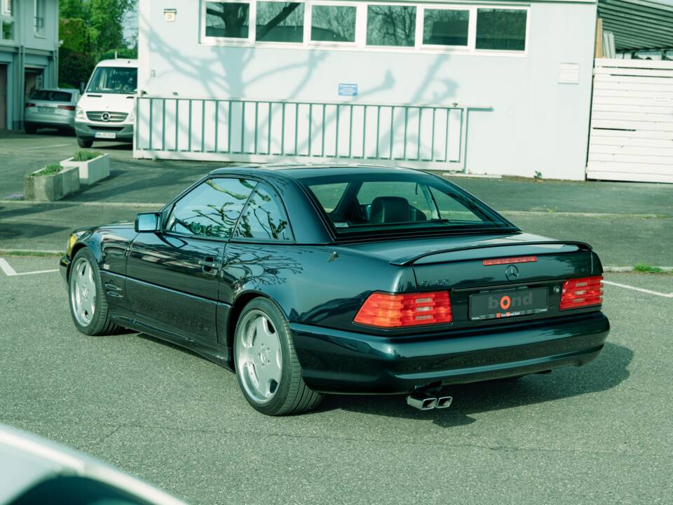 Image 2/30 of Mercedes-Benz SL 600 6.0 AMG (1996)