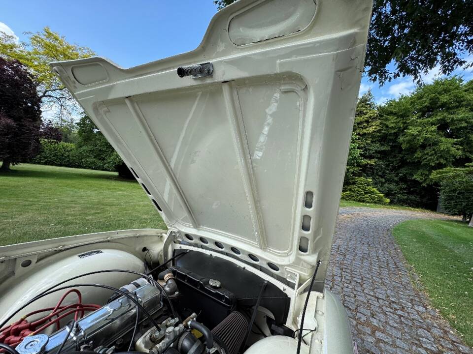 Image 29/30 of Triumph TR 6 PI (1970)