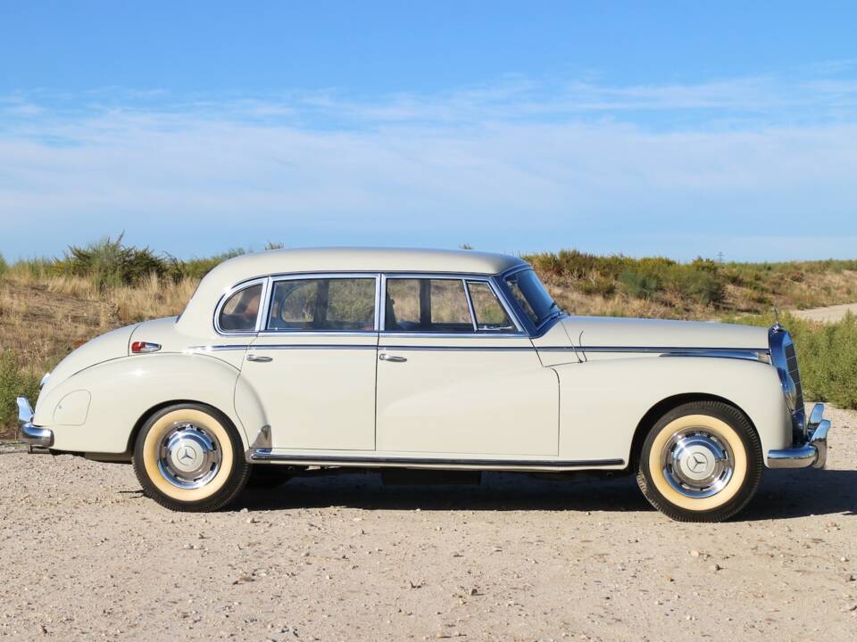 Imagen 18/19 de Mercedes-Benz 300 c (1956)