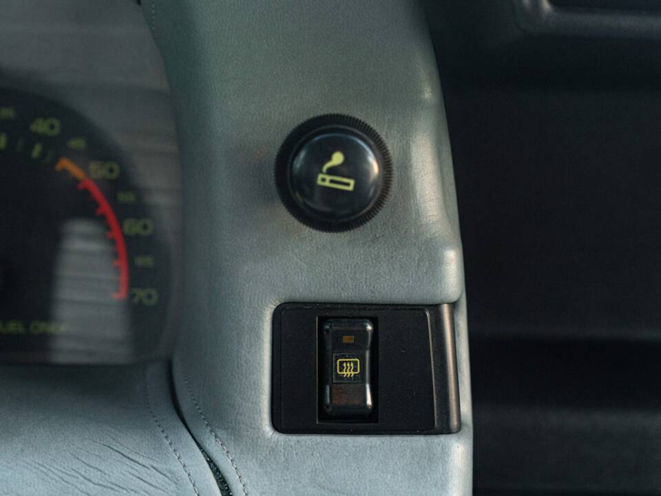 Bild 40/50 von Chevrolet Camaro Z28 (1992)