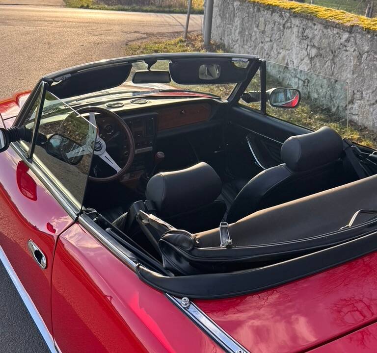 Afbeelding 71/100 van FIAT 124 Pininfarina Spidereuropa (1982)