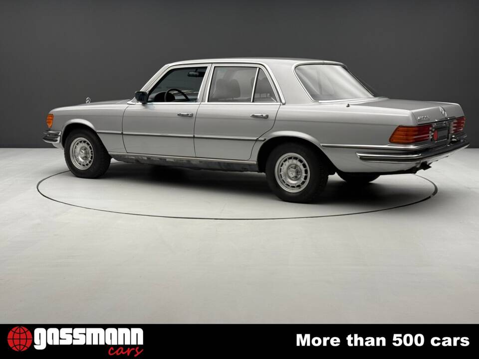 Image 7/15 de Mercedes-Benz 450 SE (1977)