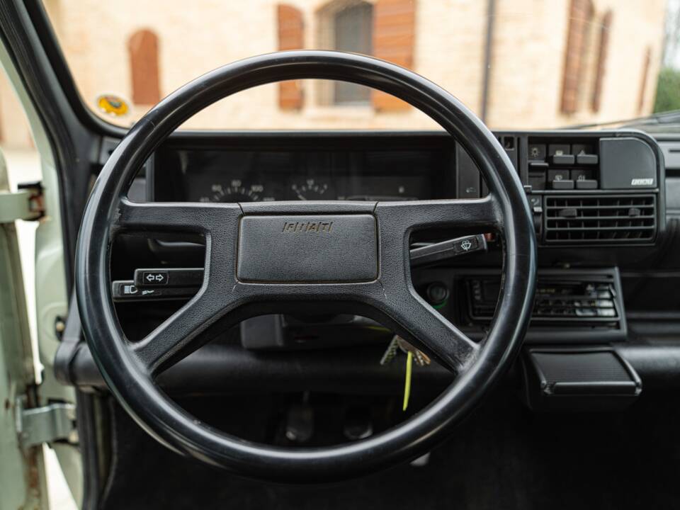 Image 35/60 of FIAT Panda 4x4 1,0 (1987)