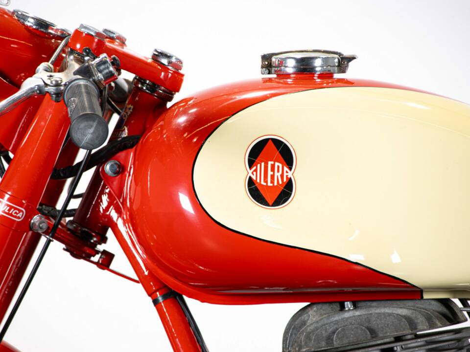 Image 17/50 of Gilera DUMMY (1956)