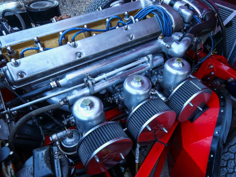 Image 4/50 de Jaguar Type E 3.8 (1964)