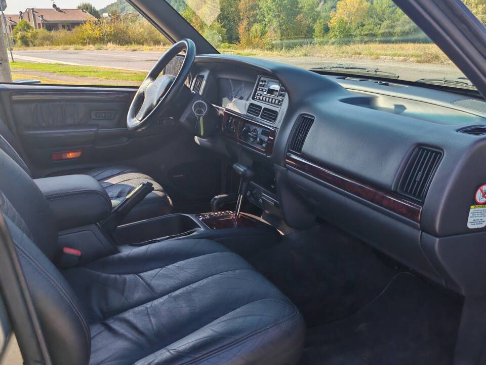 Bild 19/40 von Jeep Grand Cherokee 5.9 Limited (1998)