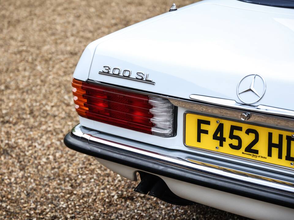 Afbeelding 10/50 van Mercedes-Benz 300 SL (1989)