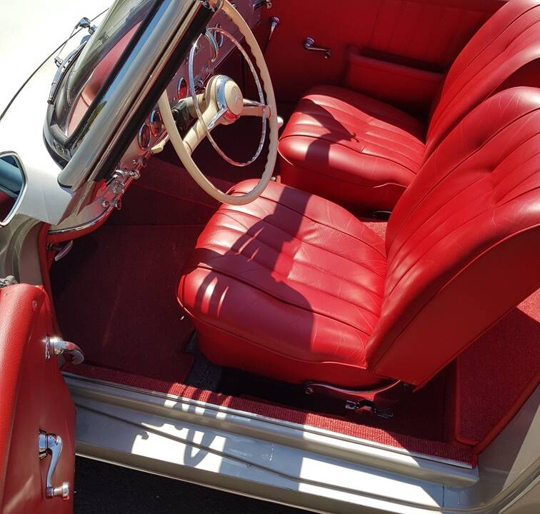Image 8/8 de Mercedes-Benz 190 SL (1956)