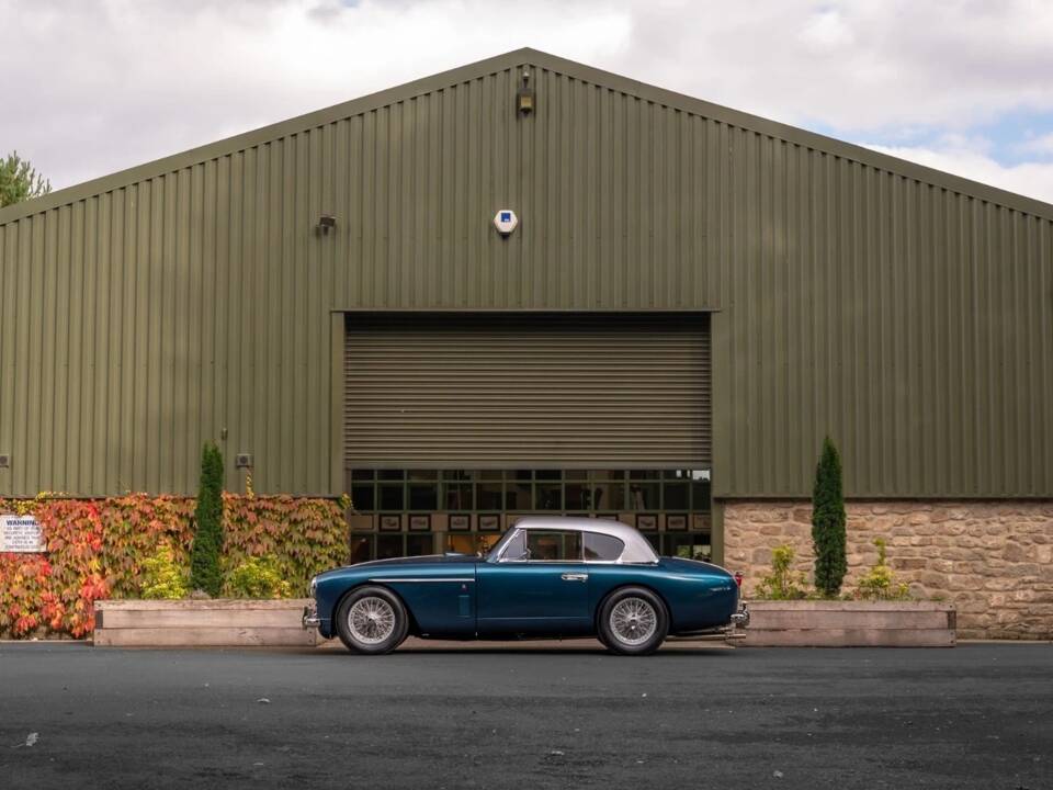 Image 34/64 of Aston Martin DB 2/4 Mk II (1957)