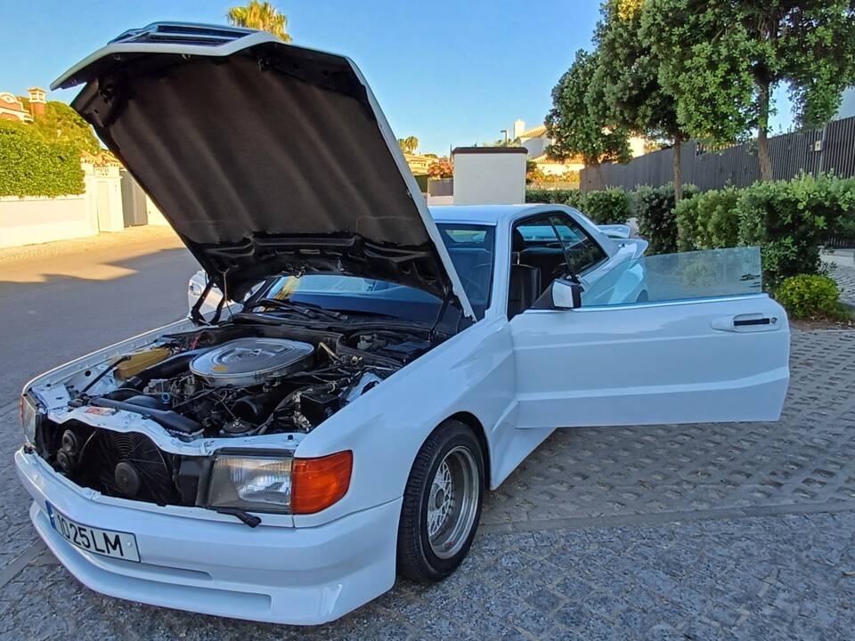 Image 62/65 of Mercedes-Benz 380 SEC (1985)