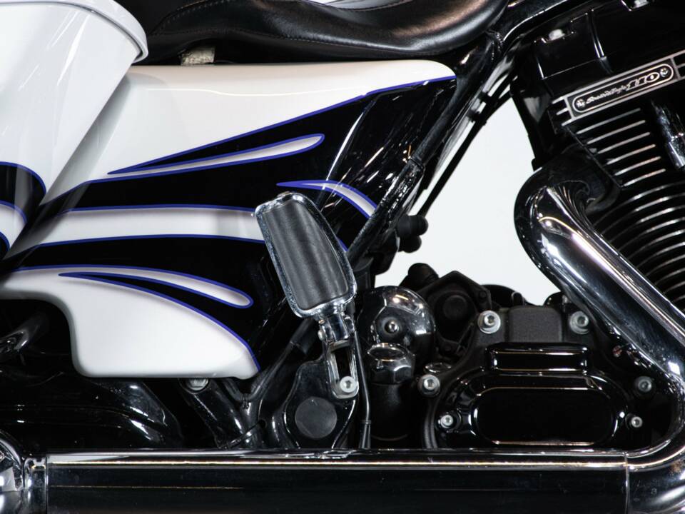Bild 37/50 von Harley-Davidson DUMMY (2015)