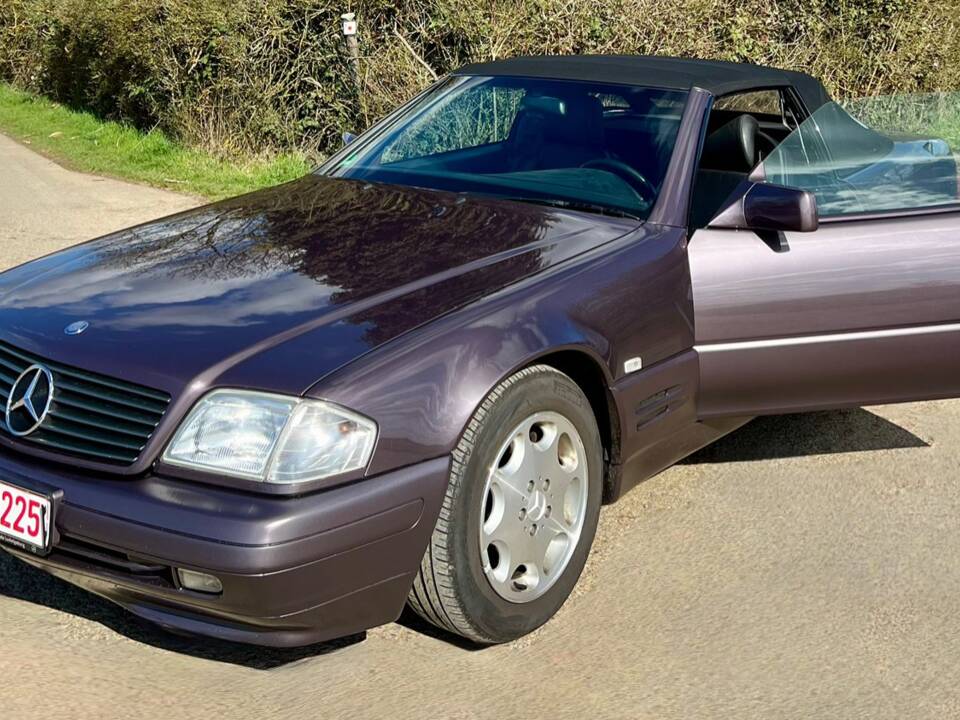 Image 4/6 de Mercedes-Benz SL 500 (1995)