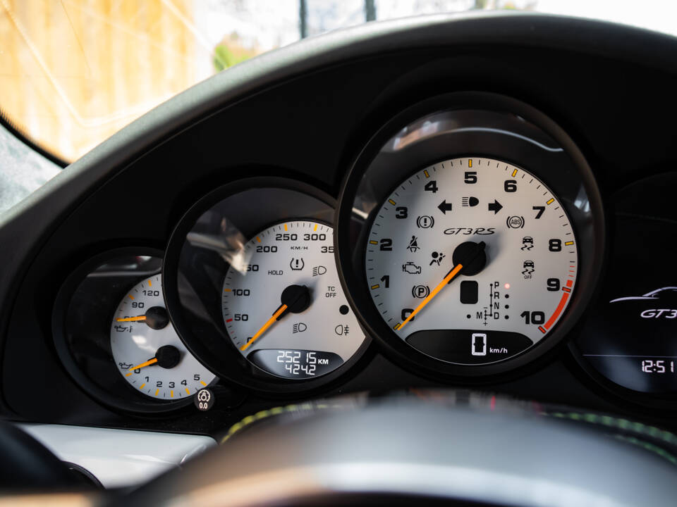 Image 33/50 of Porsche 911 GT3 RS (2016)