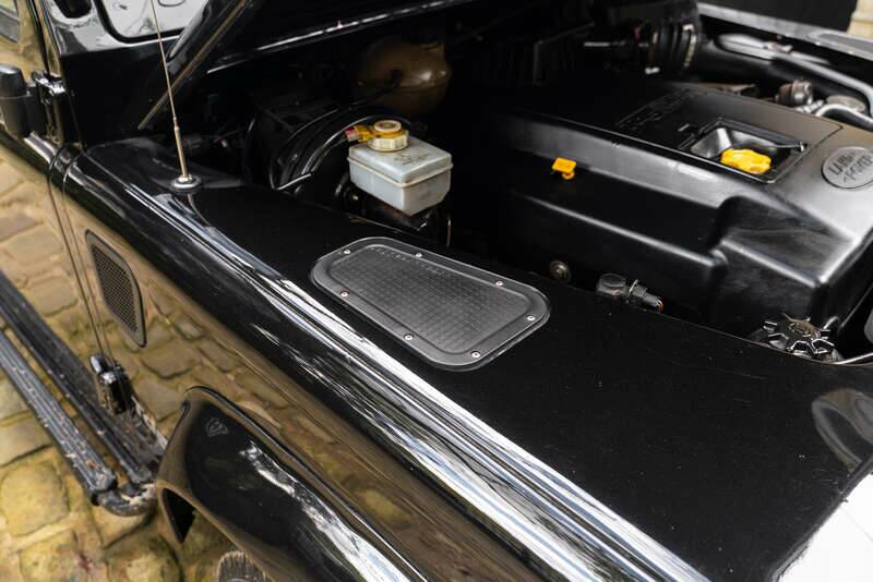 Image 37/50 of Land Rover Defender 110 Td5 (1999)