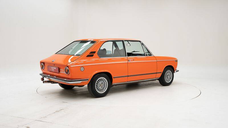 Image 2/15 de BMW Touring 2000 (1973)