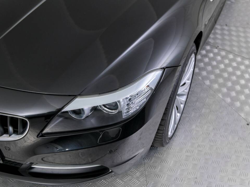 Image 25/50 of BMW Z4 sDrive23i (2010)