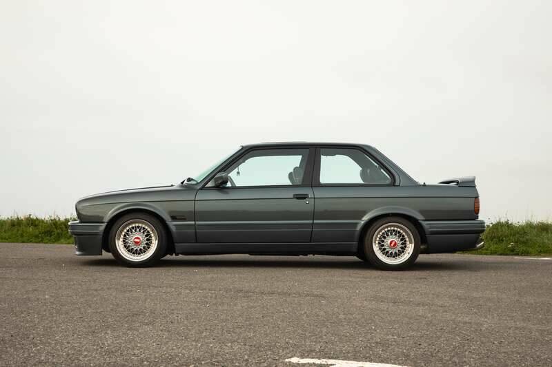 Image 27/50 of BMW 325i (1990)