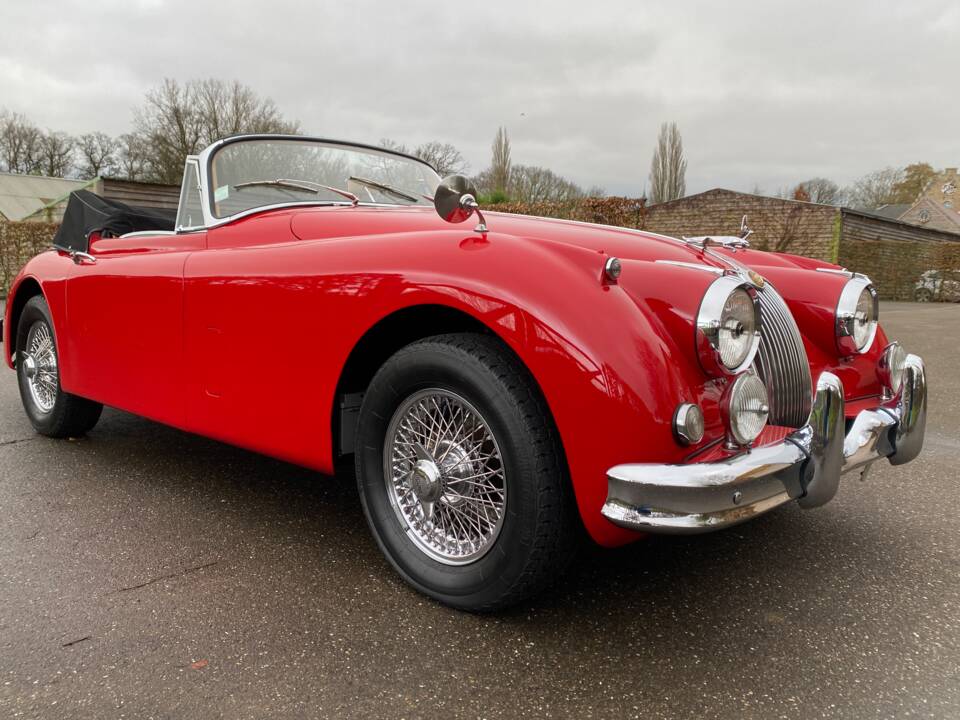 Immagine 4/18 di Jaguar XK 150 3.8 S DHC (1959)