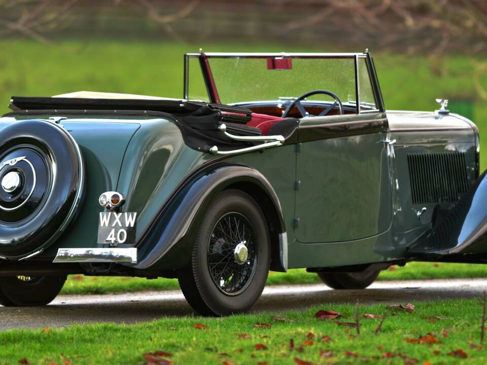 Image 14/50 of Bentley 4 1&#x2F;4 Litre (1939)