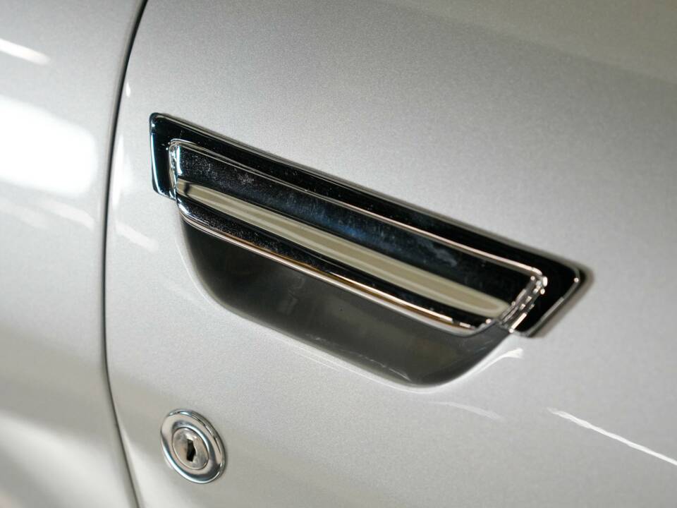 Bild 33/50 von Ferrari 330 GT (1965)