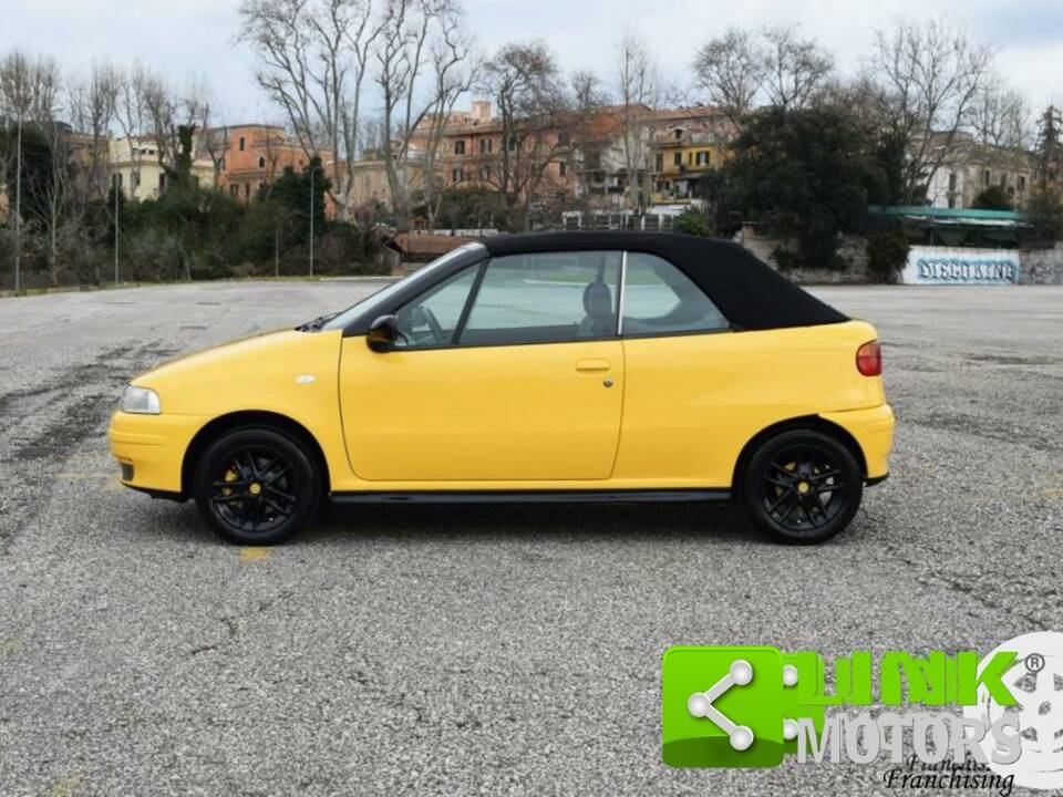 Image 4/10 de FIAT Punto 85 16V (1999)