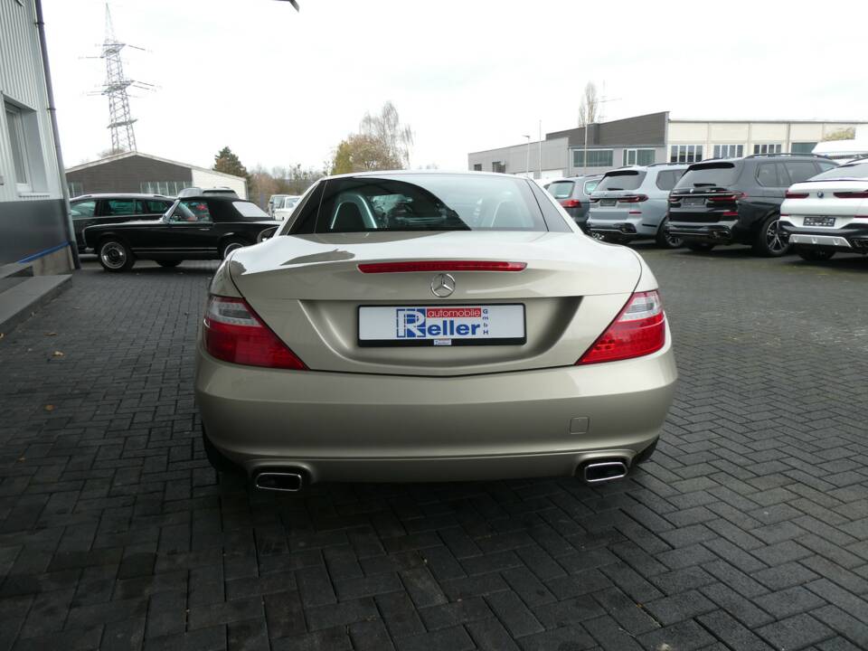 Image 5/15 de Mercedes-Benz SLK 250 (2011)