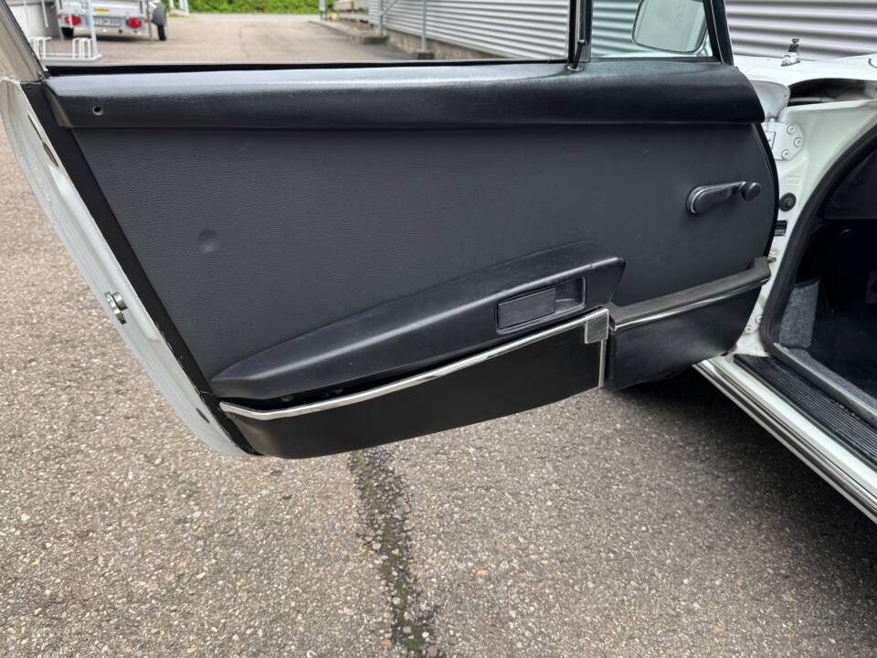 Afbeelding 12/57 van Porsche 911 2.4 T (1971)