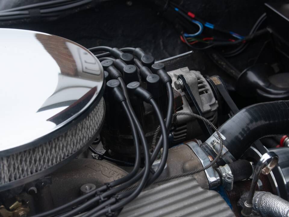 Image 11/50 of TVR Vixen Series 1 (1968)