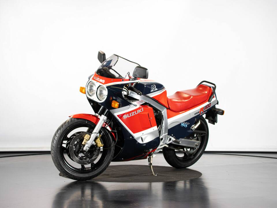 Immagine 8/50 di Suzuki GSX-R 1100 (1986)