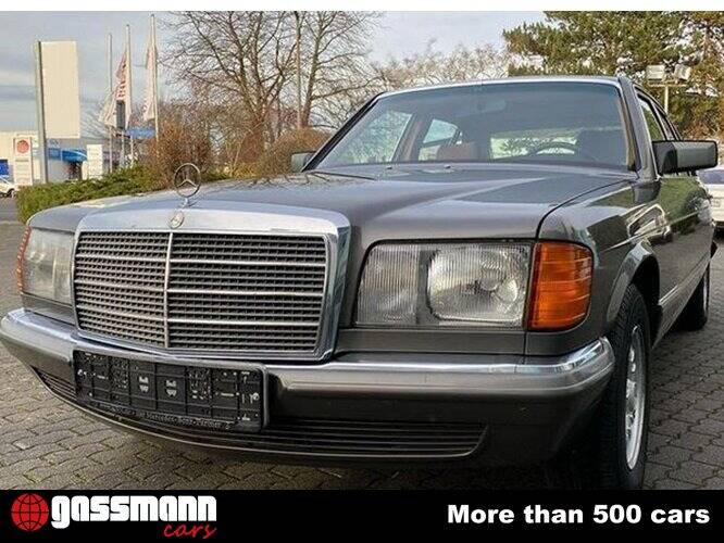 Image 2/6 of Mercedes-Benz 500 SEL (1982)