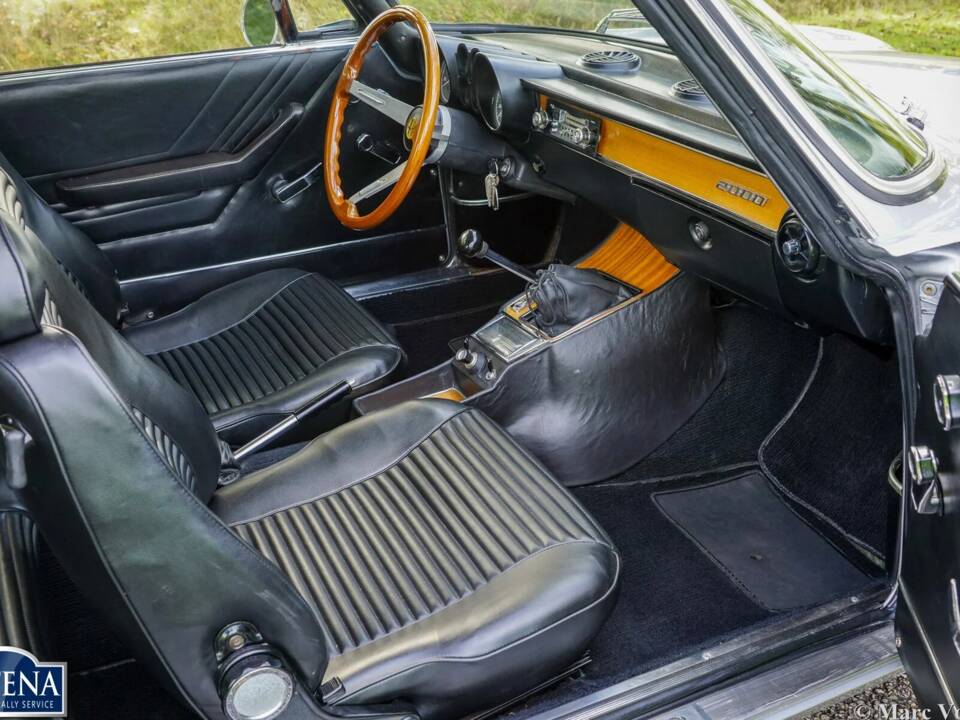 Bild 12/62 von Alfa Romeo 2000 GT Veloce (1974)